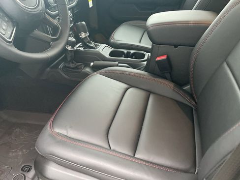 New 2026 Jeep Wrangler Unlimited Rubicon image 11