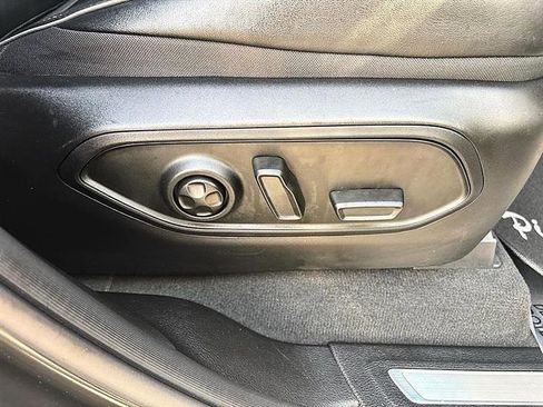 Used 2024 Jeep Grand Cherokee Overland w/ Trailer Tow Package image 37