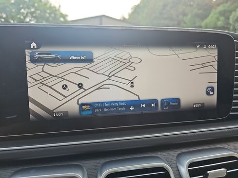 New 2026 Mercedes-Benz GLS 450 4MATIC image 25