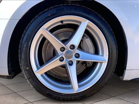 Used 2018 Audi A5 2.0T Premium Plus image 9