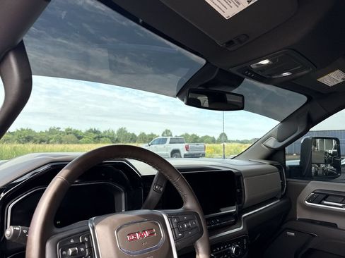 Certified 2026 GMC Sierra 2500 SLT w/ SLT Convenience Package AWD/4WD image 27
