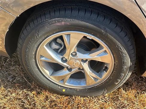 Used 2023 Hyundai Elantra SE image 7