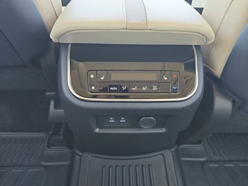 New 2026 Nissan Armada Platinum Reserve AWD/4WD image 26