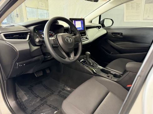 Used 2024 Toyota Corolla LE image 10