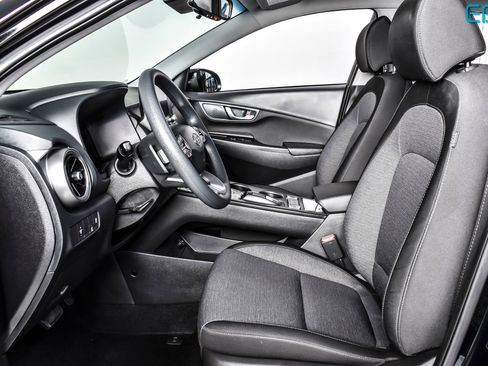 Used 2023 Hyundai Kona SE FWD image 16