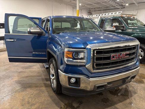 Used 2015 GMC Sierra 1500 SLT w/ SLT Crew Cab Value Package AWD/4WD image 24