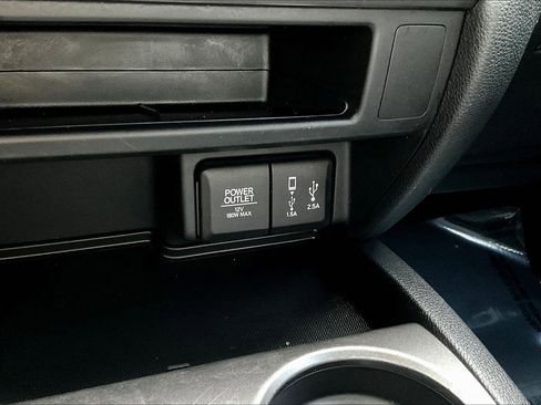 Used 2018 Honda Pilot EX image 16