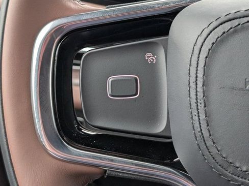 New 2026 Lincoln Navigator Reserve AWD/4WD image 25