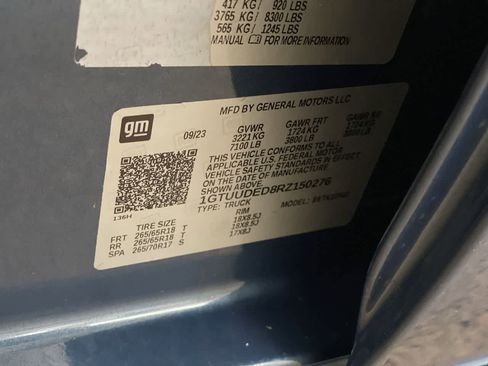 Used 2024 GMC Sierra 1500 SLT image 28