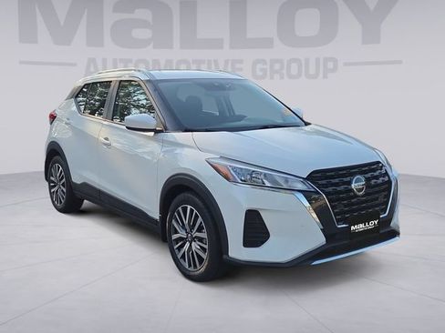 Used 2021 Nissan Kicks SV FWD image 7