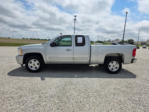 Used 2011 Chevrolet Silverado 1500 LT w/ All-Star Edition RWD image 6