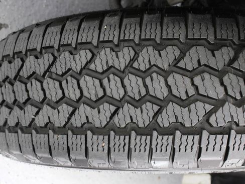 Used 2019 INFINITI QX80 Luxe w/ All-Season Package image 94