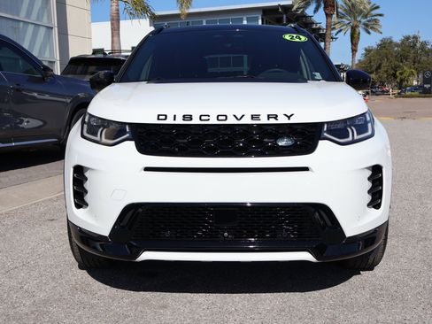 Used 2024 Land Rover Discovery Sport Dynamic SE image 12