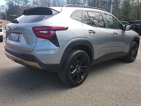 Used 2024 Chevrolet Trax ACTIV w/ Sunroof Package image 15