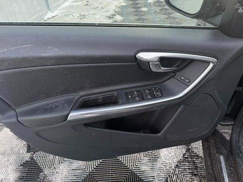 Used 2014 Volvo S60 T5 image 19