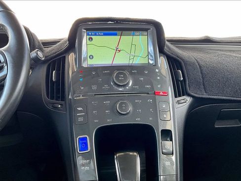 Used 2012 Chevrolet Volt Premium w/ Premium Trim Package FWD image 12