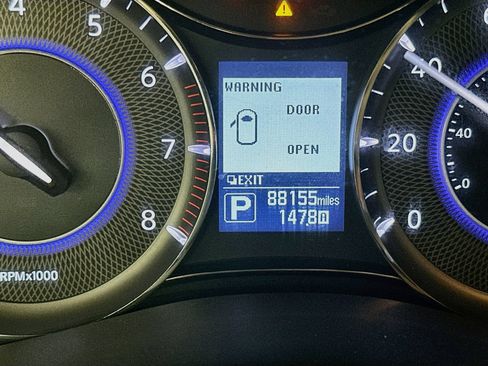 Used 2018 INFINITI QX80 2WD w/ Driver Assistance Package image 12