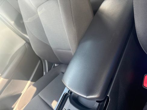 Used 2024 Toyota Prius LE FWD image 26