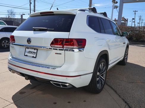 Used 2022 Volkswagen Atlas SEL Premium image 5