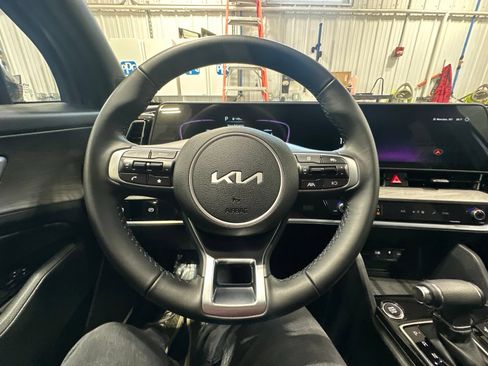 Used 2025 Kia Sportage X-Line AWD/4WD image 48