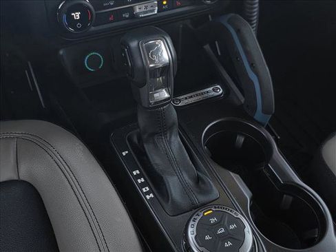 Used 2023 Ford Bronco Wildtrak image 22