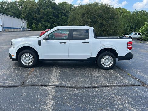 Used 2023 Ford Maverick XL FWD image 3