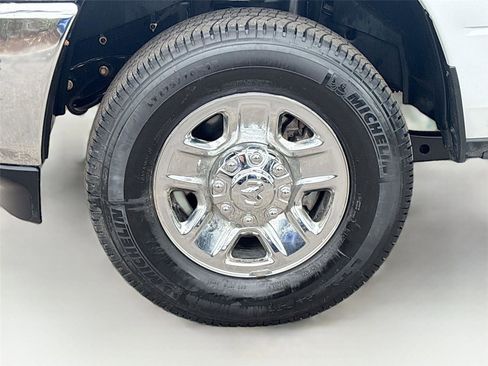 Used 2021 RAM 2500 Tradesman w/ Chrome Appearance Group image 29