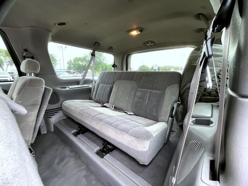 Used 2001 Ford Excursion XLT AWD/4WD image 23