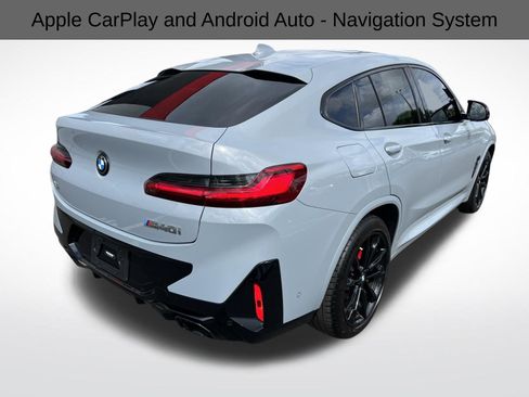 Used 2022 BMW X4 M40i w/ Premium Package image 11