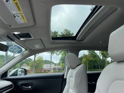 Used 2025 Honda HR-V EX-L image 28