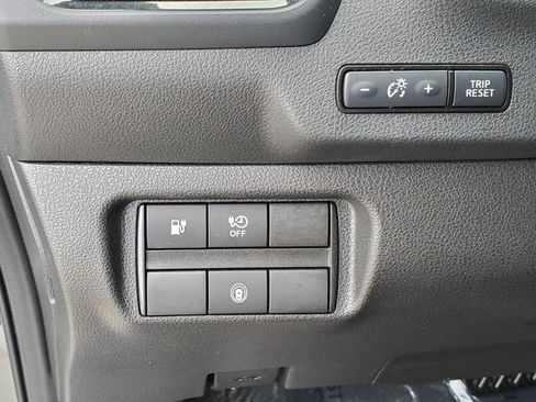 Certified 2024 Nissan Leaf S FWD image 17