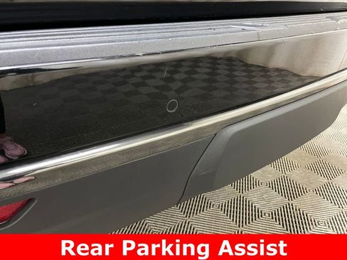 Certified 2021 Chevrolet Suburban RST w/ Luxury Package image 19