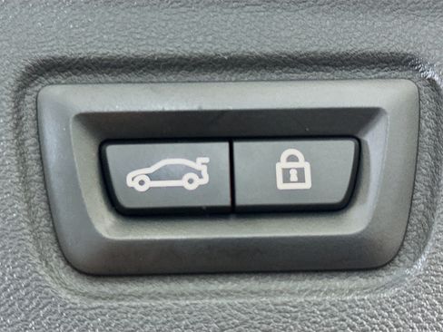 Used 2023 BMW i4 eDrive35 w/ Premium Package RWD image 32