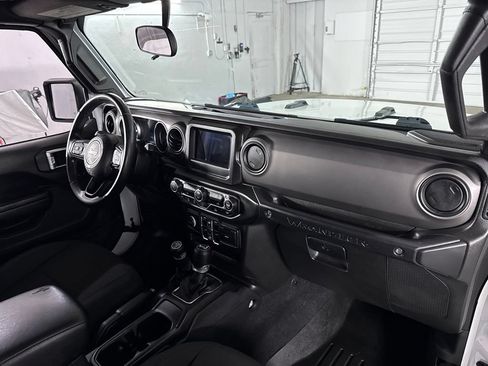 Used 2021 Jeep Wrangler Unlimited Sport AWD/4WD image 46