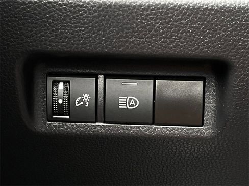 Used 2024 Toyota RAV4 XLE image 20