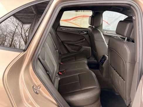 Used 2017 Porsche Macan AWD/4WD image 21