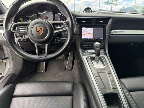 Used 2019 Porsche 911 Carrera 4S AWD/4WD image 14