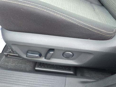 Used 2023 Nissan Rogue SV image 13