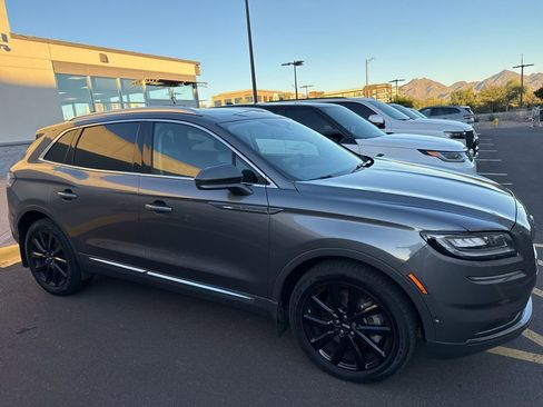 Used 2022 Lincoln Nautilus Reserve w/ Equipment Group 201A image 3