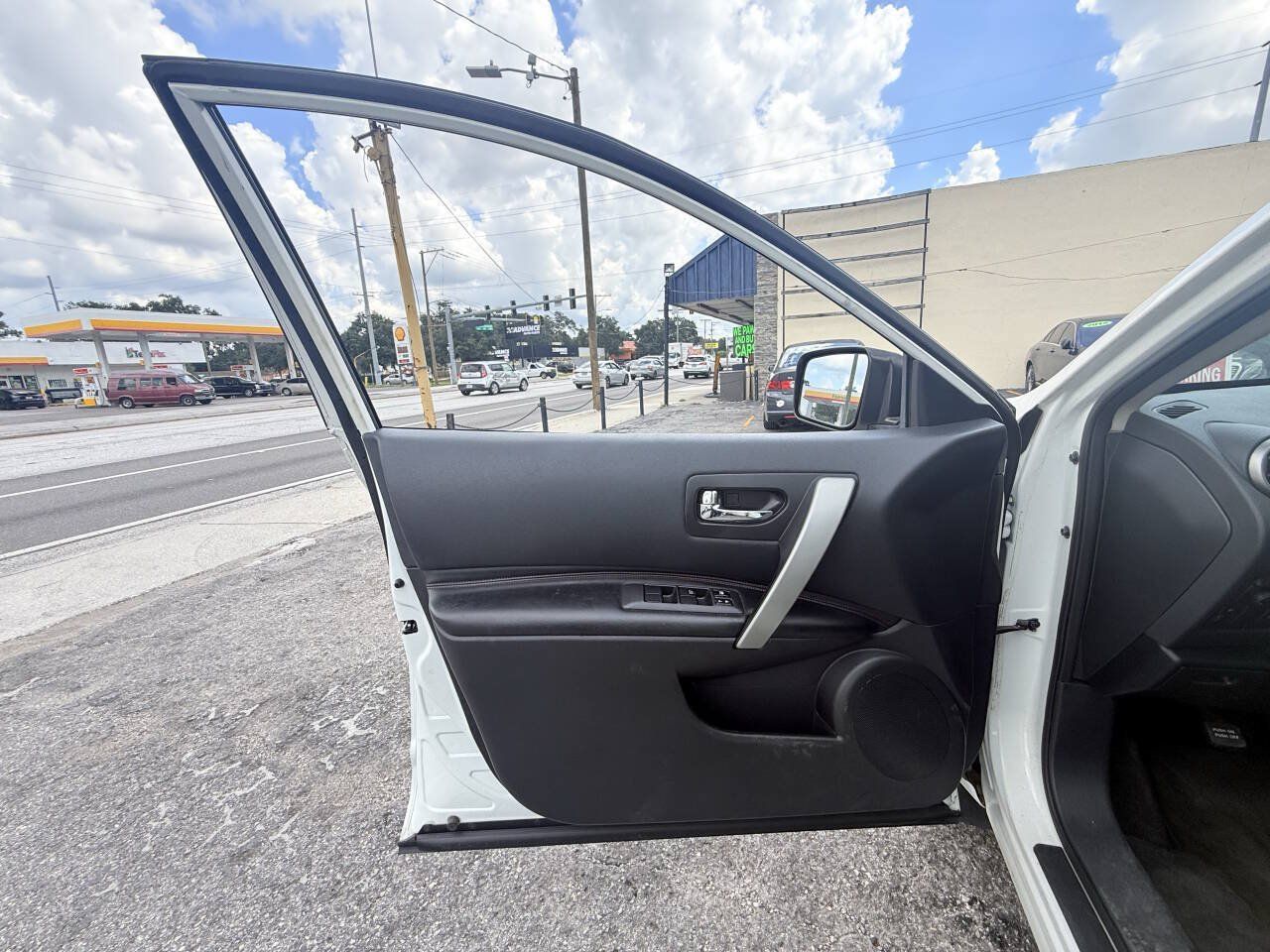 Used 2012 Nissan Rogue SL FWD image 10