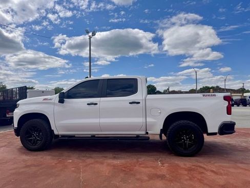 Used 2022 Chevrolet Silverado 1500 LT Trail Boss w/ Convenience Package II AWD/4WD image 8