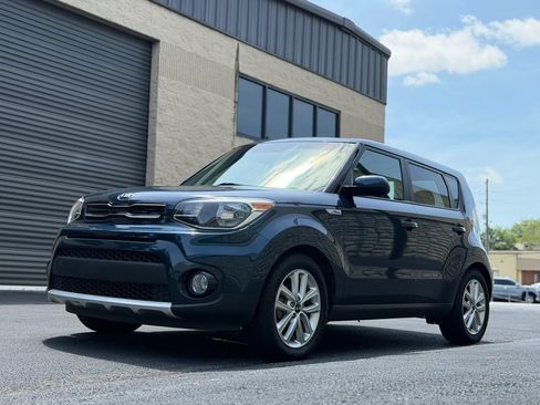 Used 2018 Kia Soul + FWD image 43