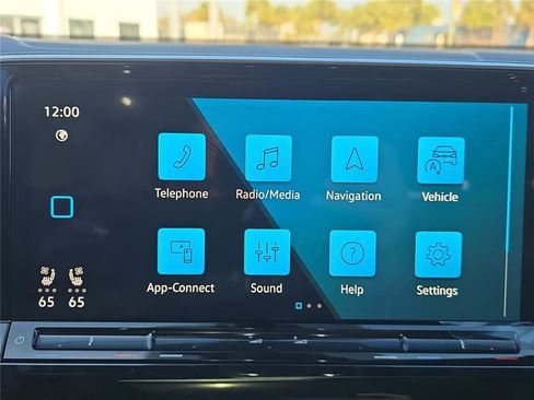 New 2026 Volkswagen Atlas Cross Sport SE image 19