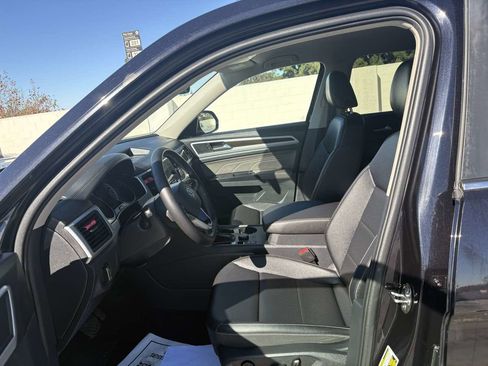 Used 2021 Volkswagen Atlas SE image 20