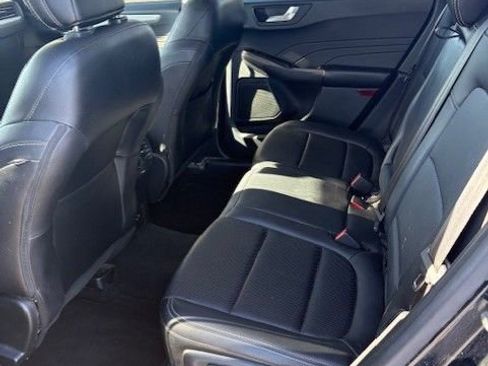 Used 2021 Ford Escape SEL w/ Technology Package image 15