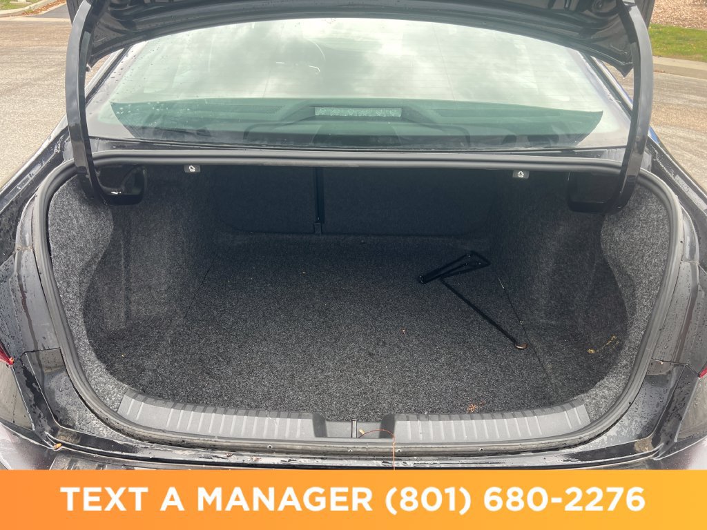 Used 2024 Volkswagen Jetta SE FWD image 26