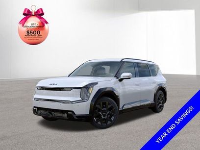 New 2026 Kia EV9 Land w/ Nightfall Edition Package