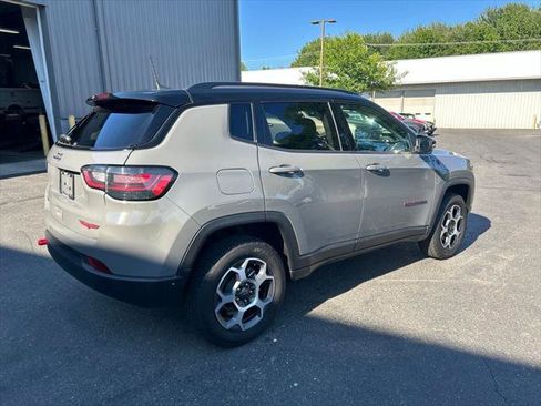 Certified 2022 Jeep Compass Trailhawk w/ Trailhawk Elite Group AWD/4WD image 3