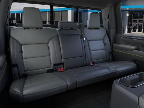 New 2026 Chevrolet Silverado 2500 ZR2 w/ LPO, Dark Essentials Package AWD/4WD image 17