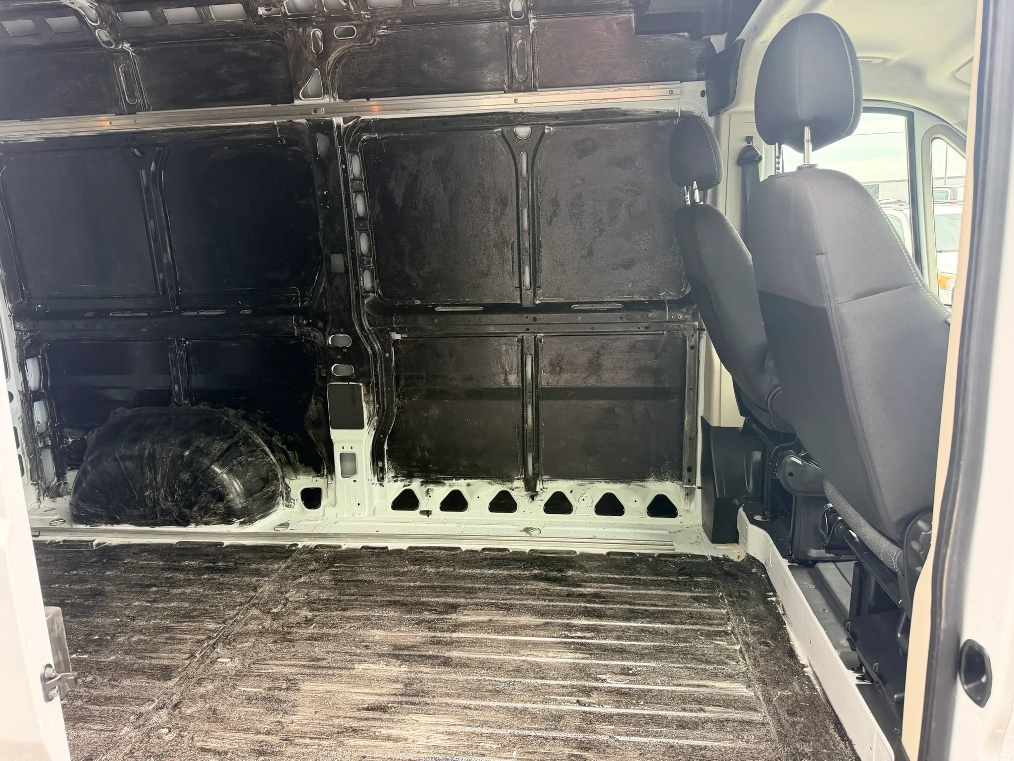 Used 2019 RAM ProMaster 2500 FWD image 12